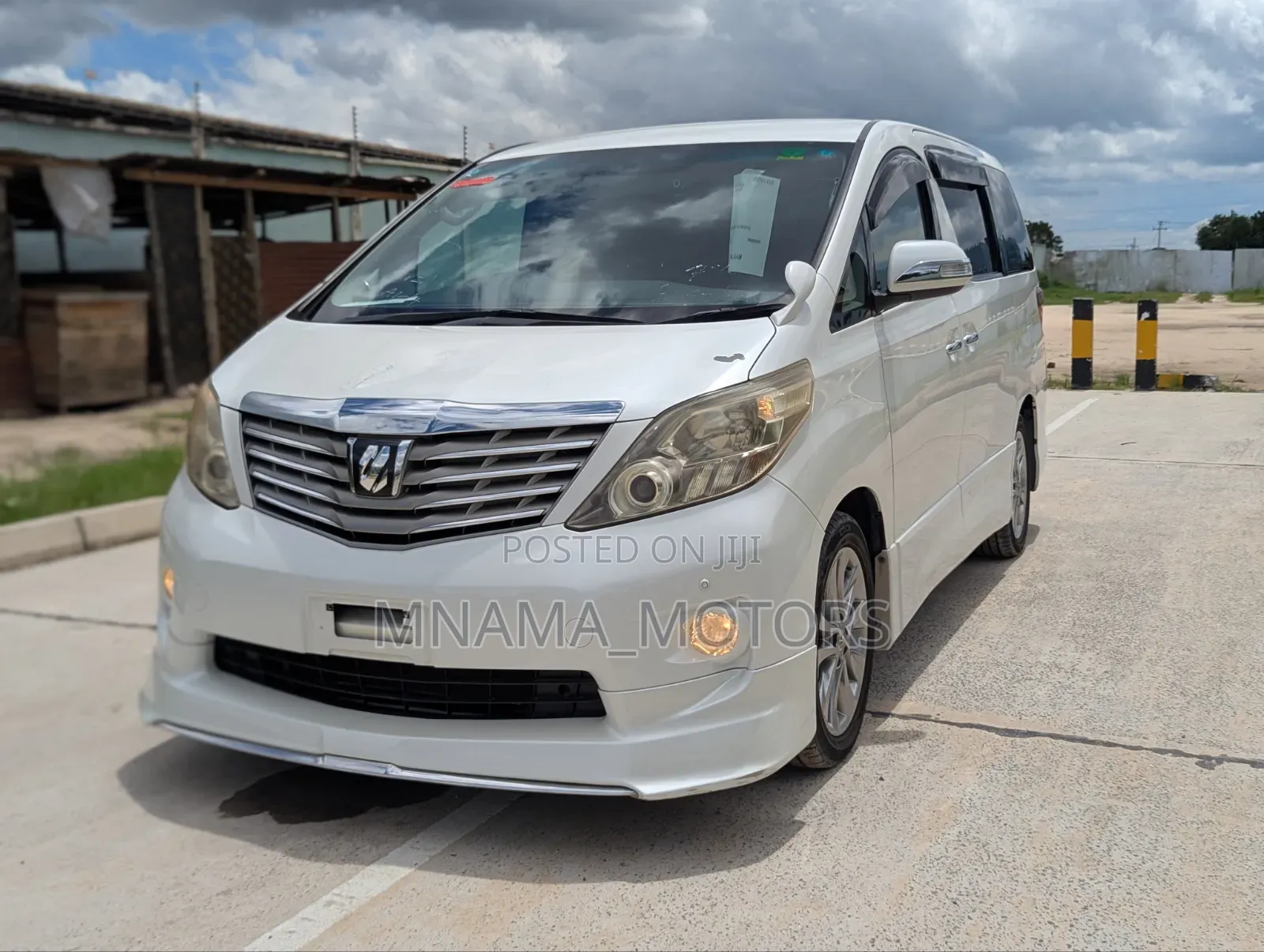 Toyota Alphard 2010 White