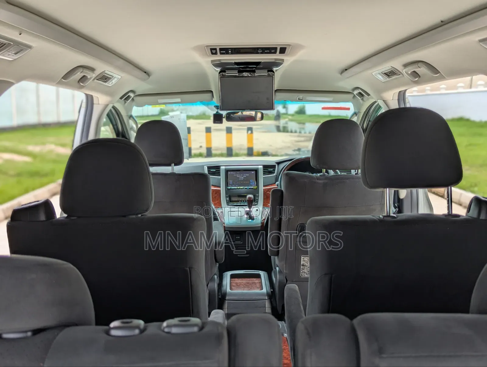 Toyota Alphard 2010 White
