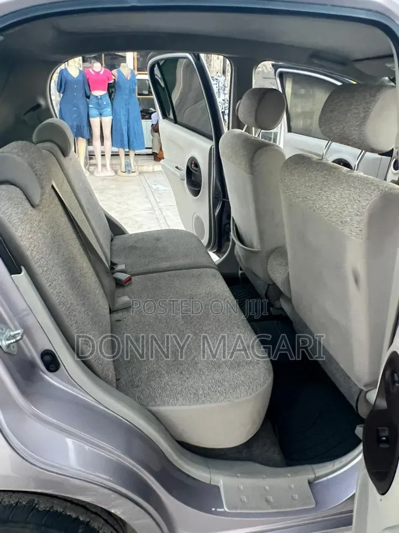 Toyota Passo 2011 Gray