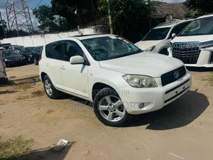 Toyota RAV4 2008 White