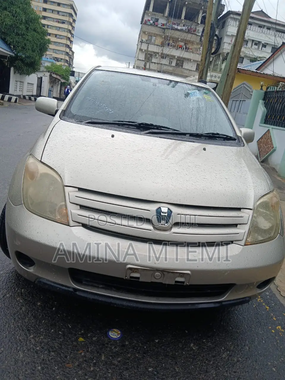 Toyota IST 2003 Beige
