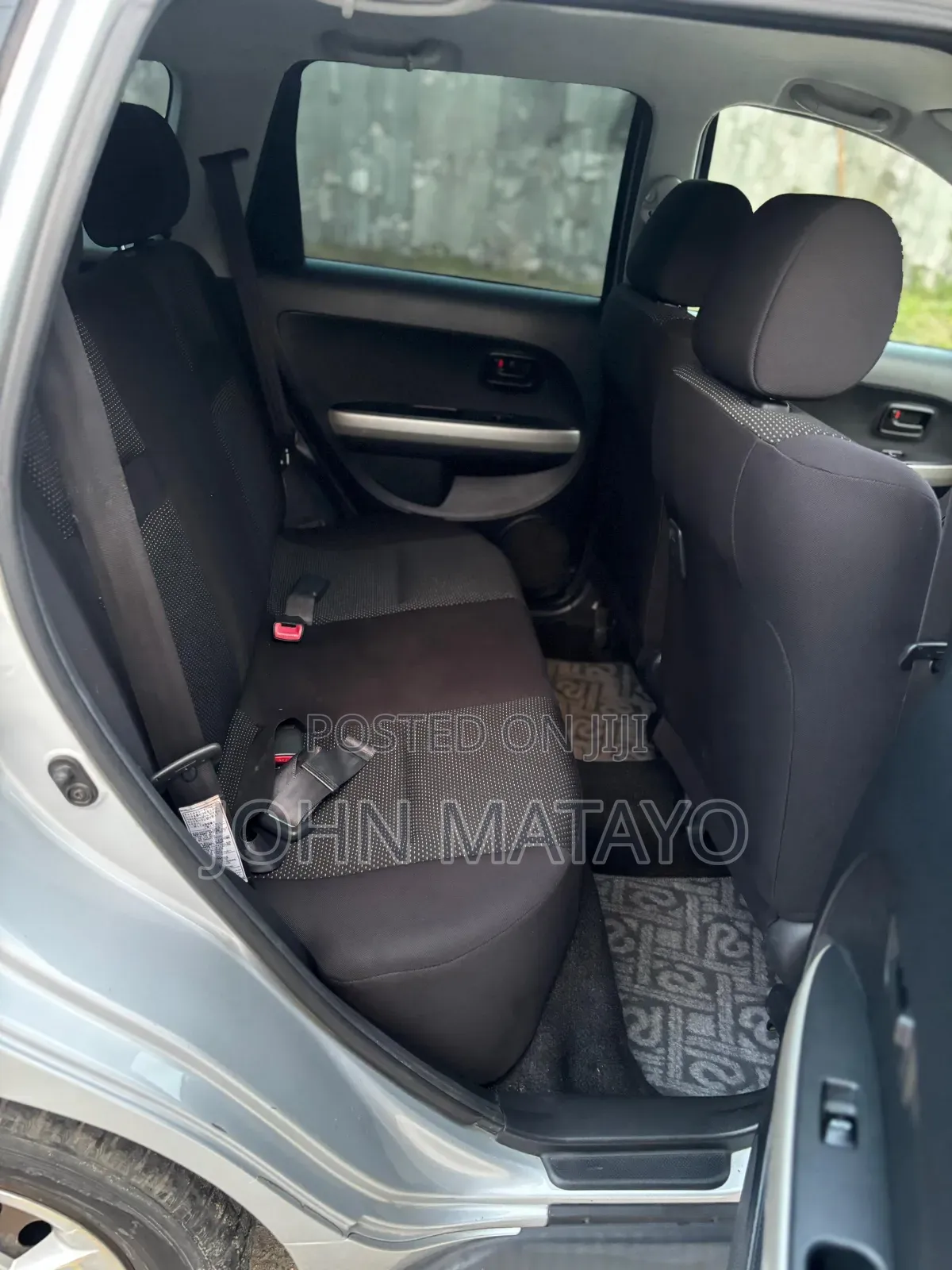 Toyota IST 2004 Silver