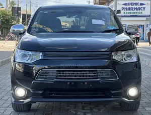 Mitsubishi Outlander 2013 Black