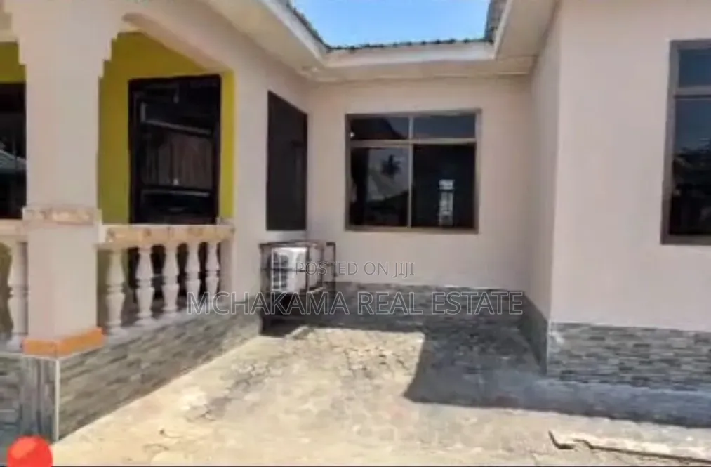 3bdrm House in Mchakama Real Estate, Mtoni for sale