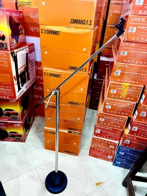 Professional Microphone Boom Stand With a Heavy-Duty Round Base