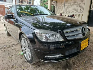 Mercedes-Benz C-Class 2010 Black