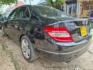 Mercedes-Benz C-Class 2010 Black