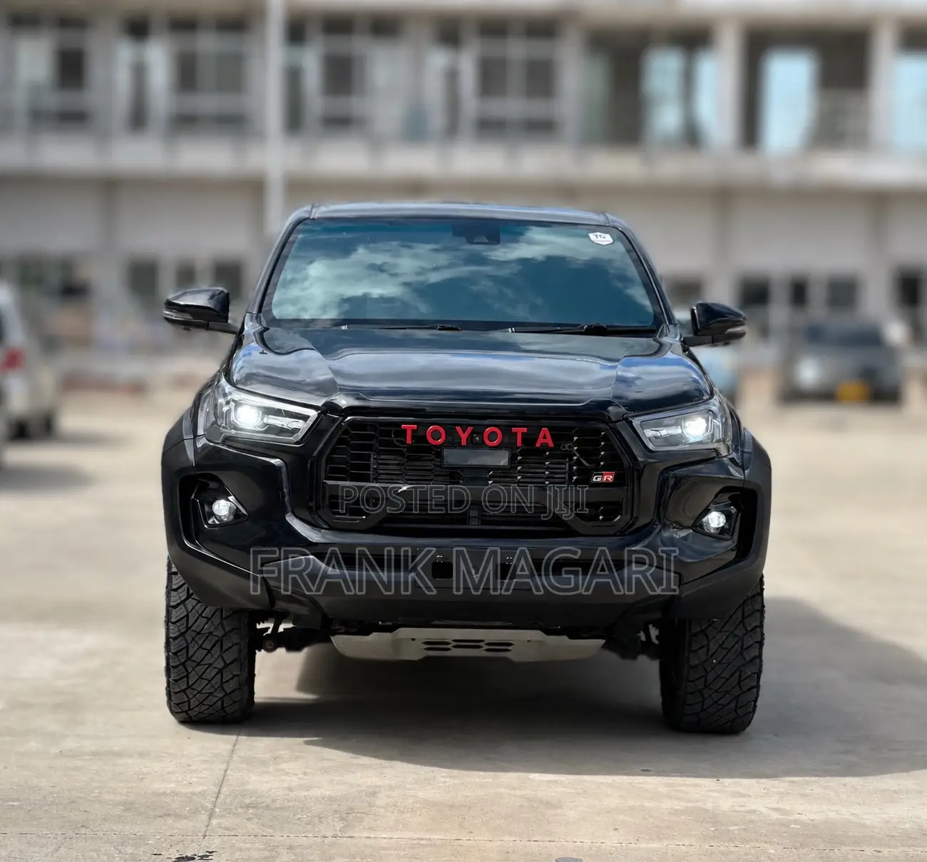 Toyota Hilux 2024 Black