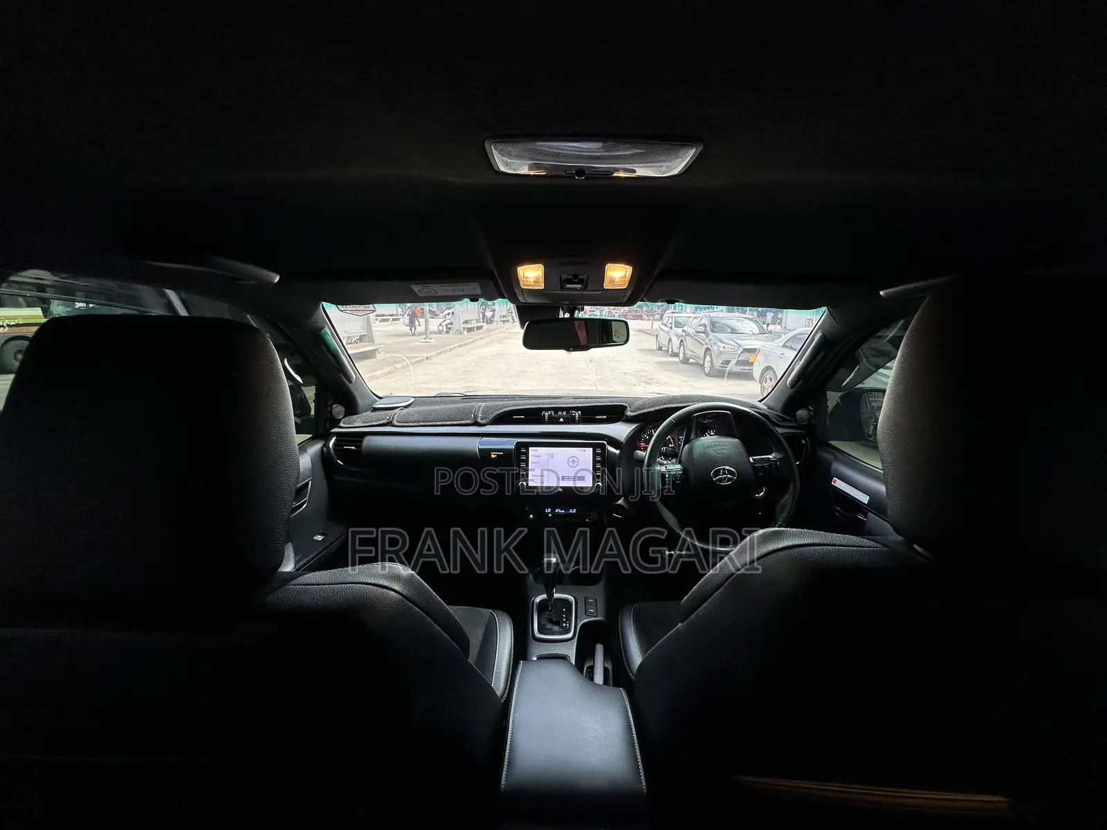 Toyota Hilux 2024 Black
