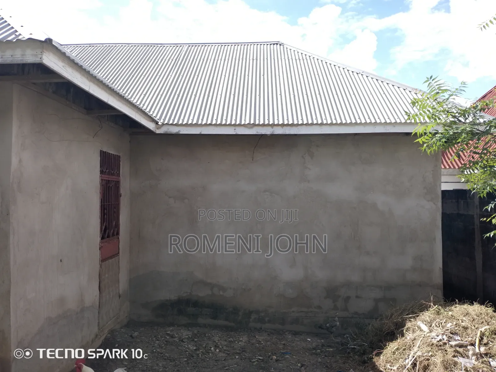 3bdrm House in Tanzania Daresalaam, Ukonga for sale