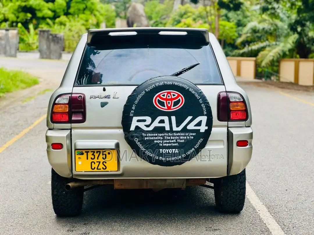 Toyota RAV4 Automatic 2000 Silver