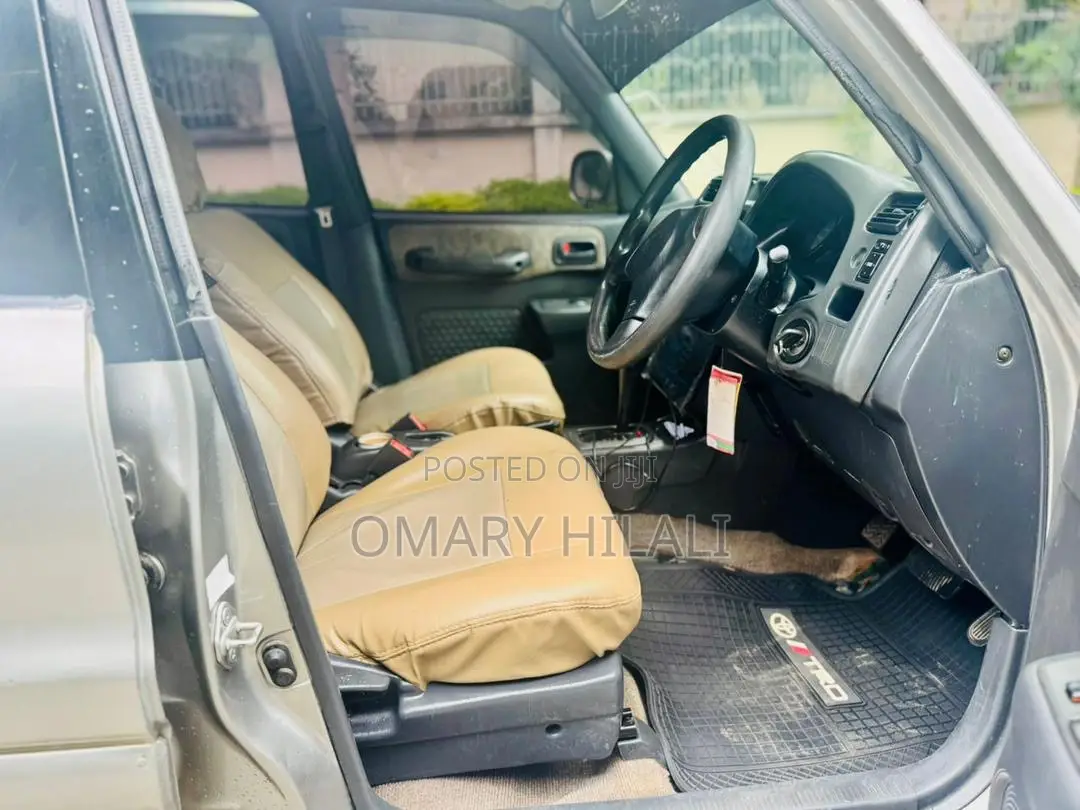 Toyota RAV4 Automatic 2000 Silver