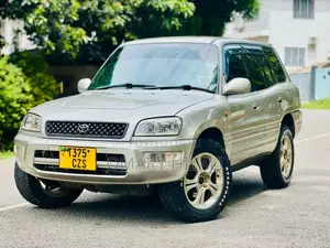 Toyota RAV4 Automatic 2000 Silver