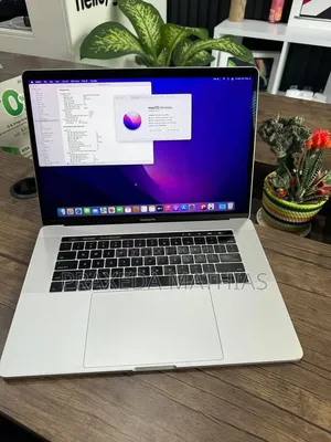 Laptop Apple MacBook Pro 2016 16GB Intel Core i7 SSD 512GB