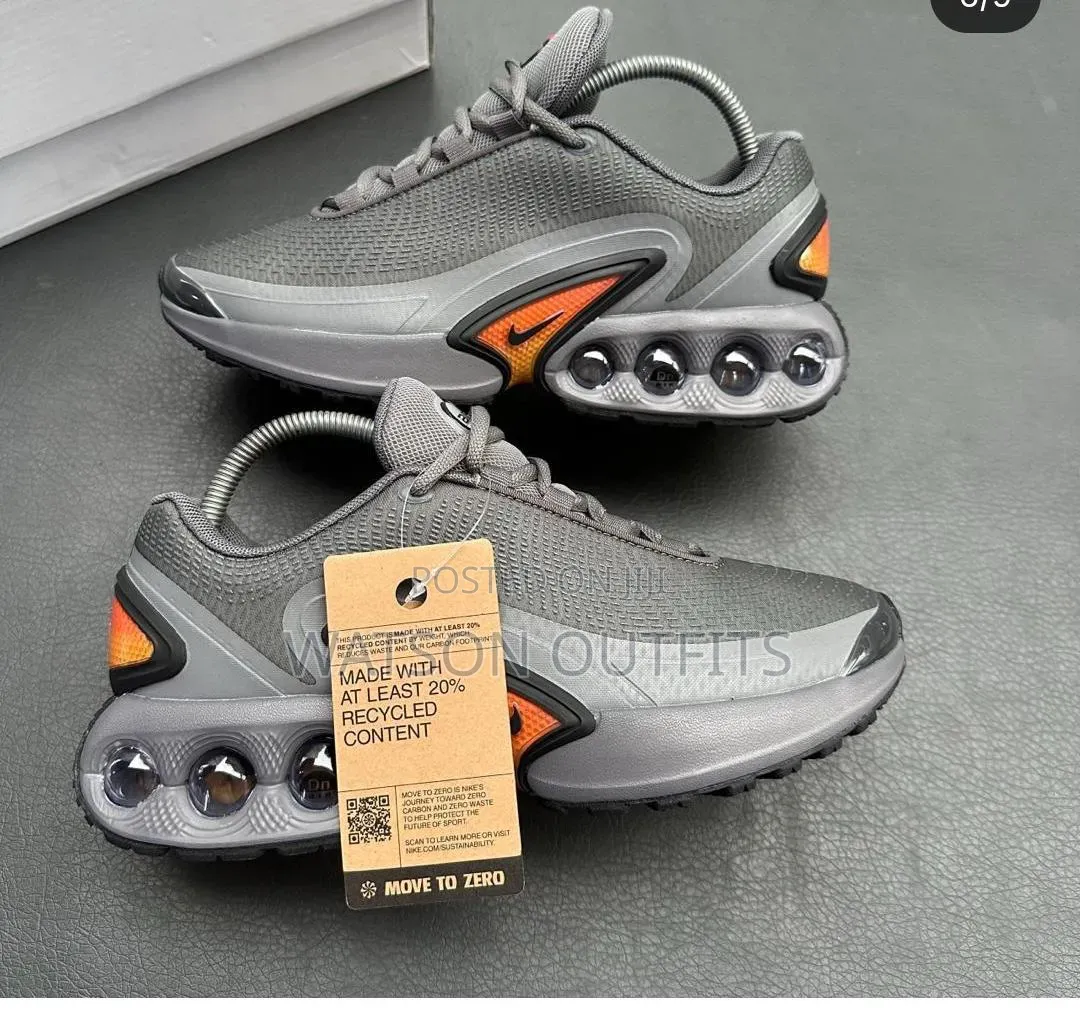 Men's Leather Sneakers or Shoes Nike or Airmax Nike Basically Nice