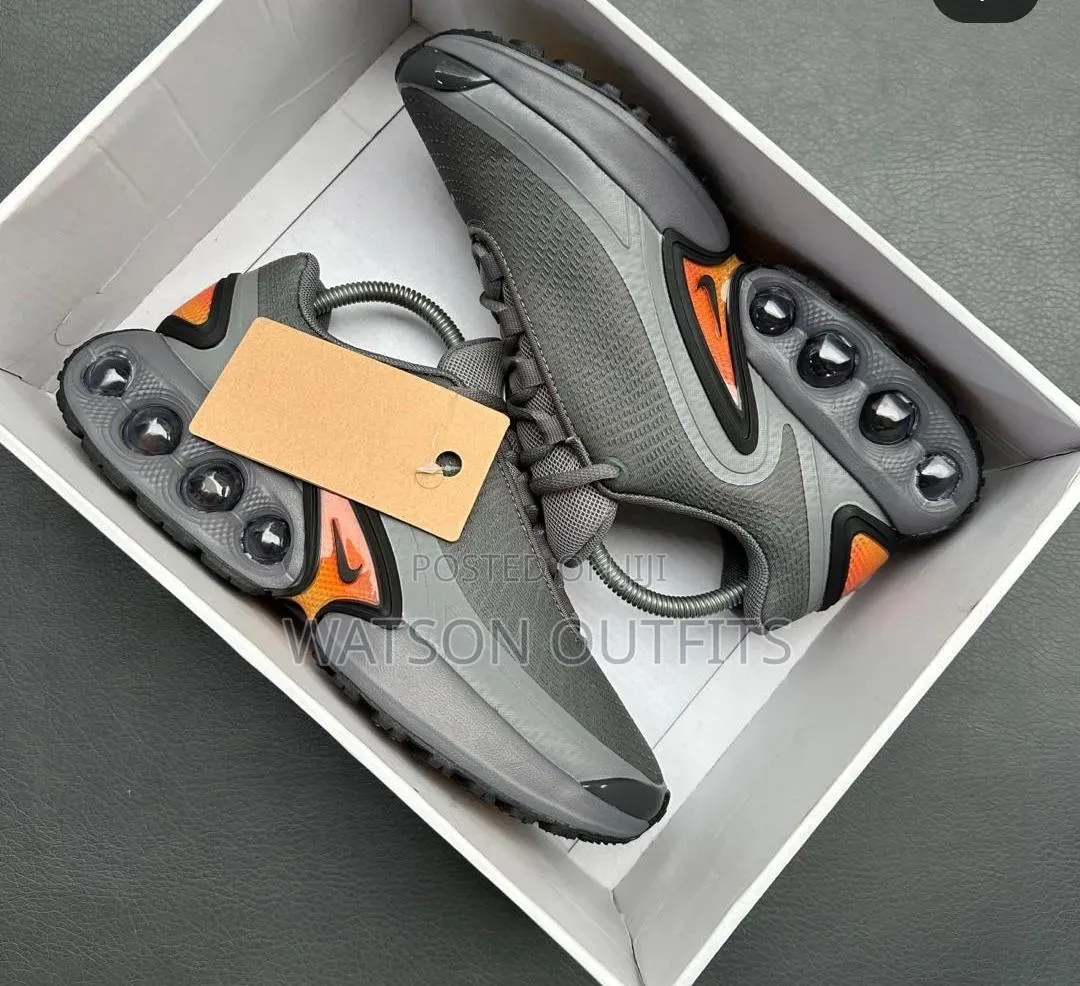Men's Leather Sneakers or Shoes Nike or Airmax Nike Basically Nice