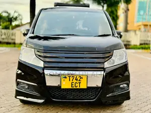 Honda Stepwgn 2011 Black