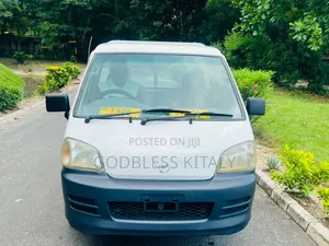 Toyota TownAce 2003 White