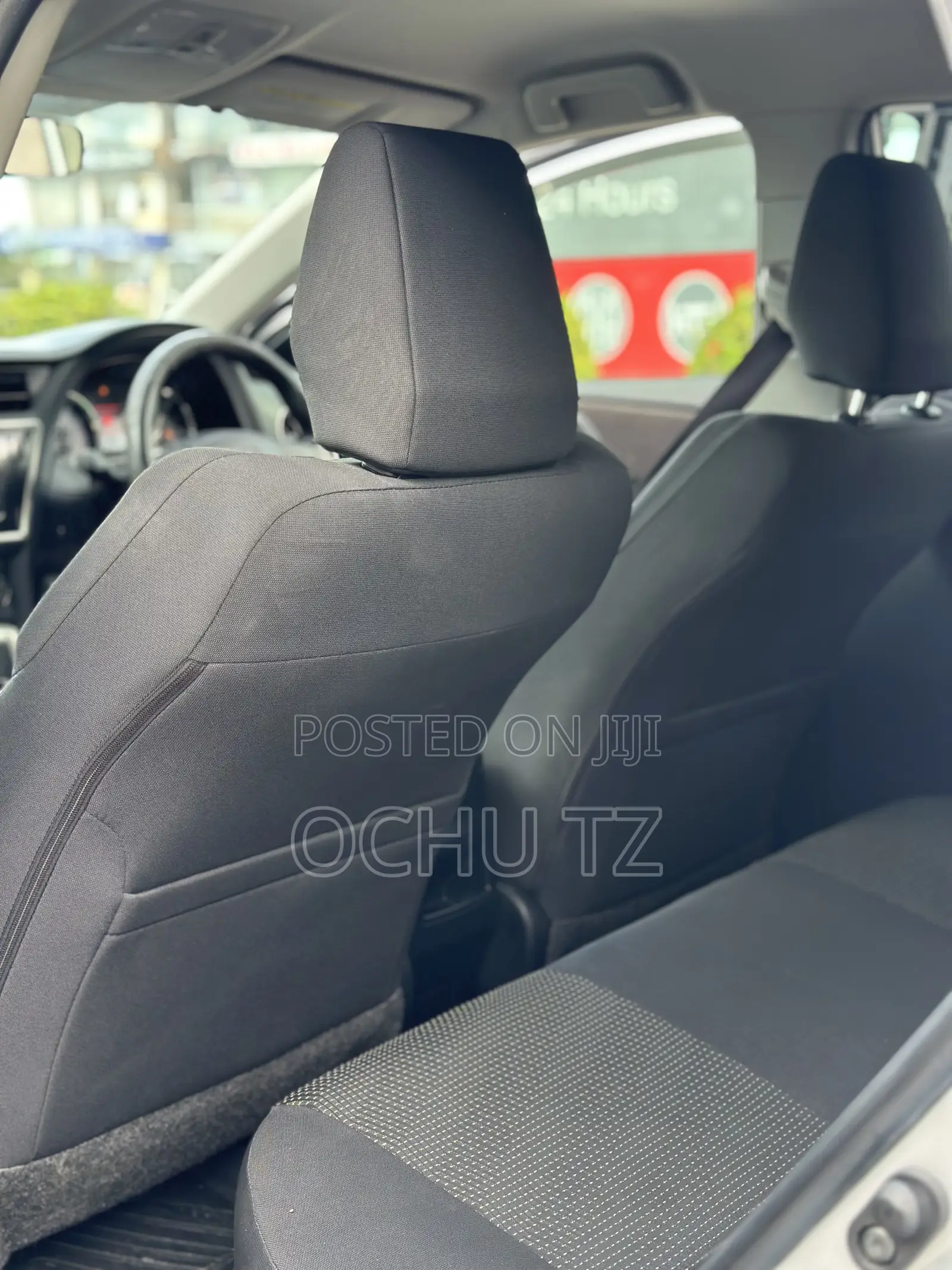 Toyota Auris 2013 Silver