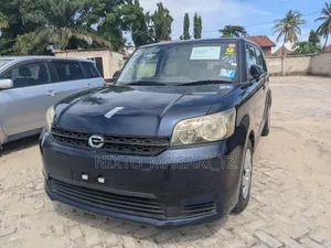 Toyota Corolla Rumion 2010 Black