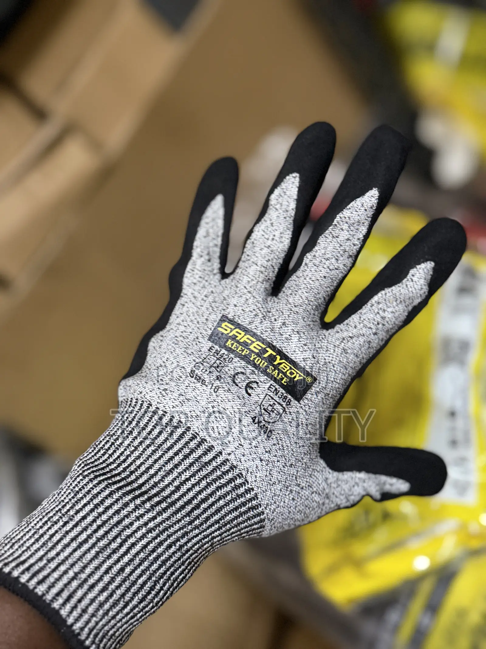 Non Cut Gloves