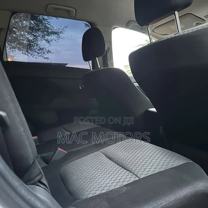 Mitsubishi Outlander 2013 White