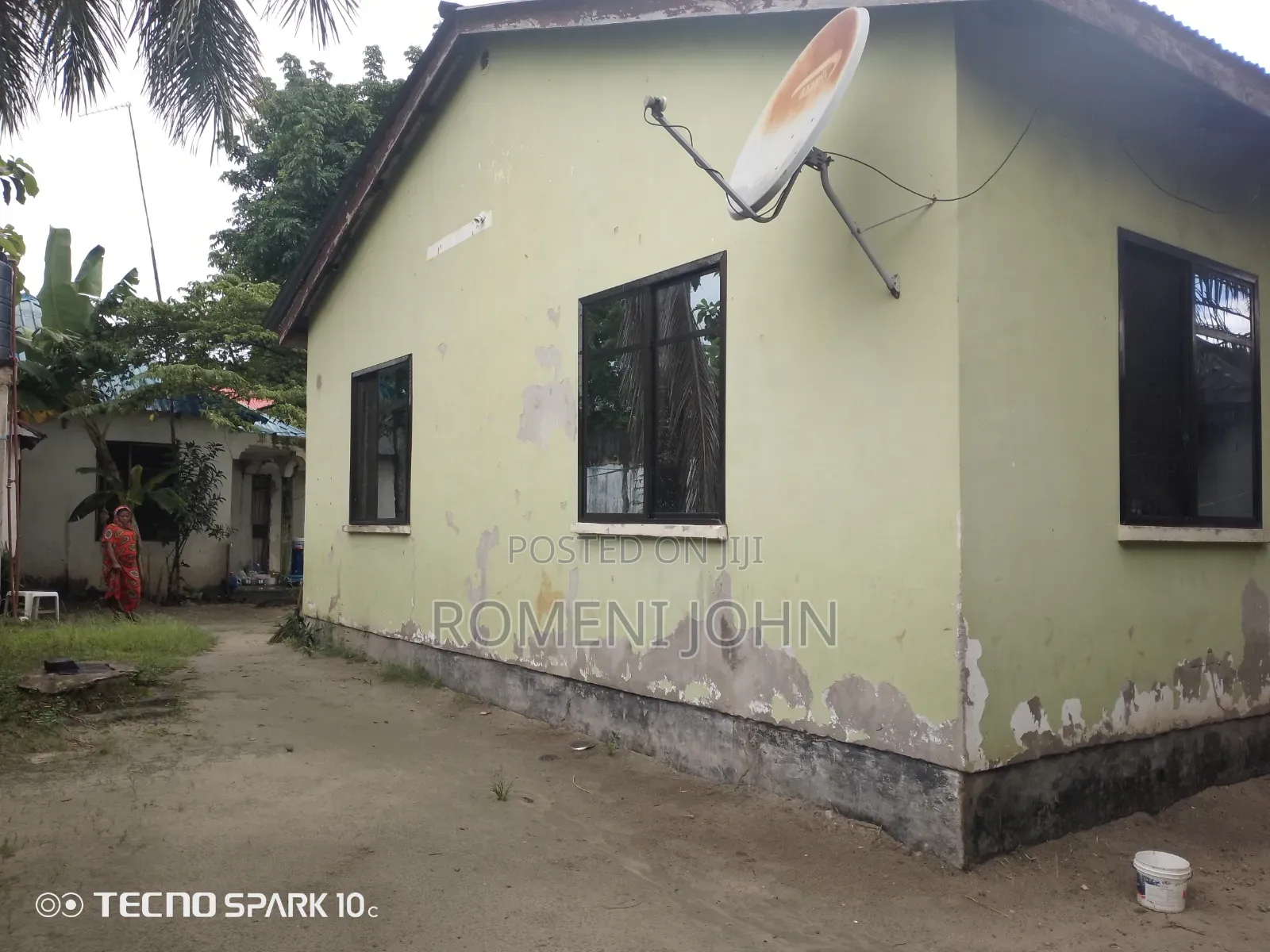 7bdrm Apartment in Tanzania Daresalaam, Ukonga for sale