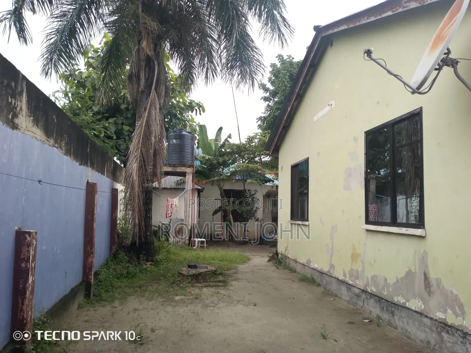 7bdrm Apartment in Tanzania Daresalaam, Ukonga for sale