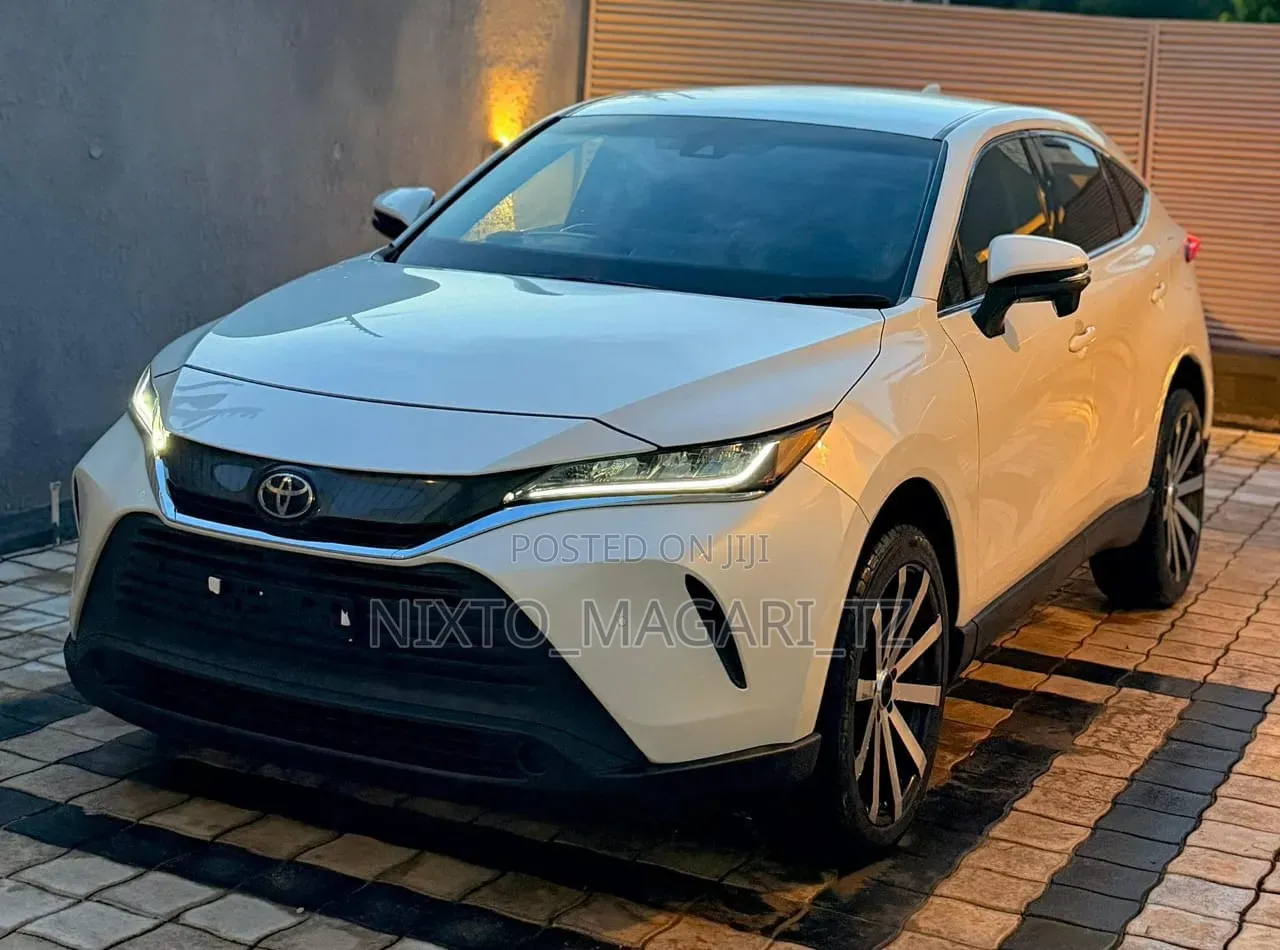 Toyota Harrier 2022 White