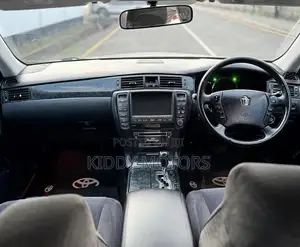 Toyota Crown 2009 Pearl