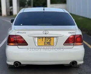 Toyota Crown 2009 Pearl