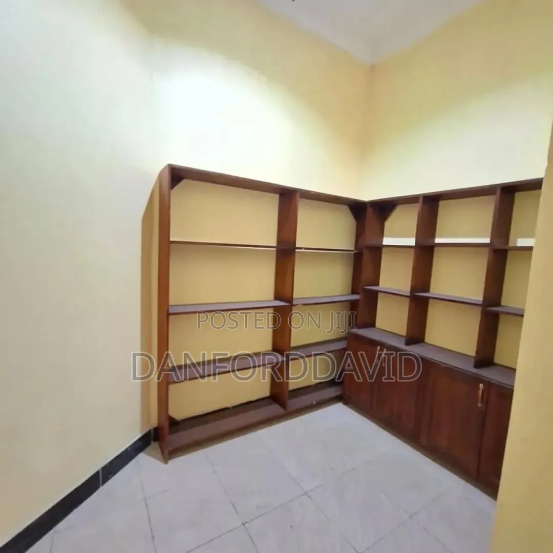 3bdrm House in Kahwa Real Estate, Goba for rent