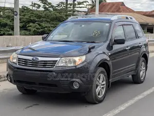 Subaru Forester 2010 Gray