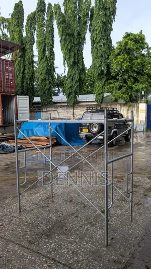 Scaffolding (Jukwaa La Ujenzi)