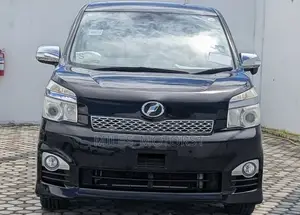 Toyota Noah 2013 Black