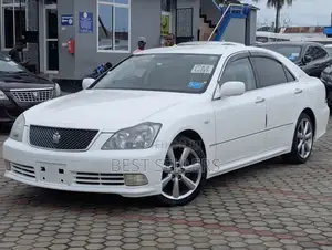 Toyota Crown 2004 White