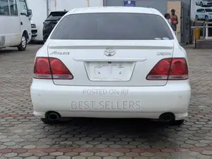 Toyota Crown 2004 White