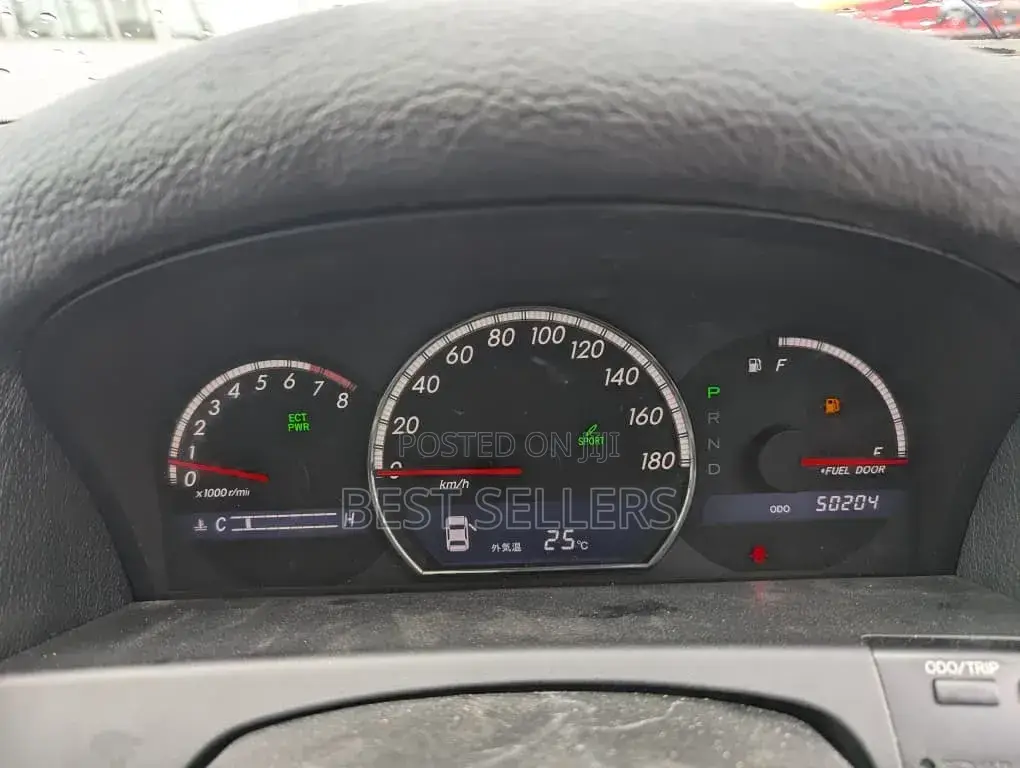Toyota Crown 2004 White