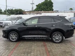 Toyota Harrier 2014 Black