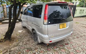 Toyota Noah 2001 Silver