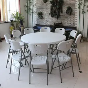 10 People Round Foldable Table
