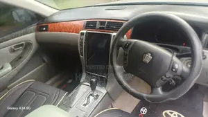Toyota Crown 2004 Silver