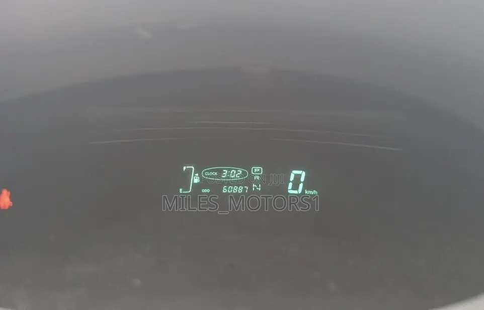 Toyota Vitz 2001 Silver