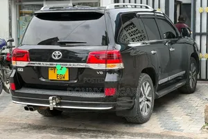 Toyota Land Cruiser 2017 Black