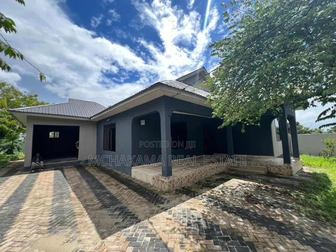 3bdrm House in Mchakama Real Estate, Bunju for sale