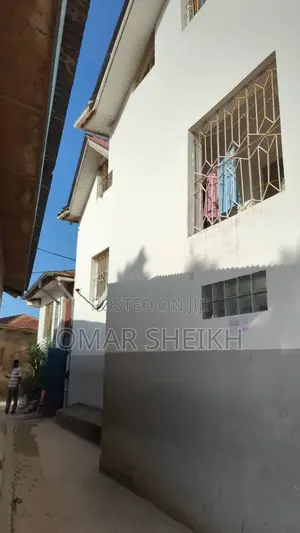 10bdrm House in Mjini for sale