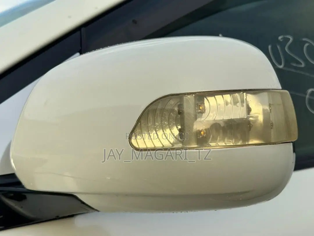 Toyota Harrier 2006 White