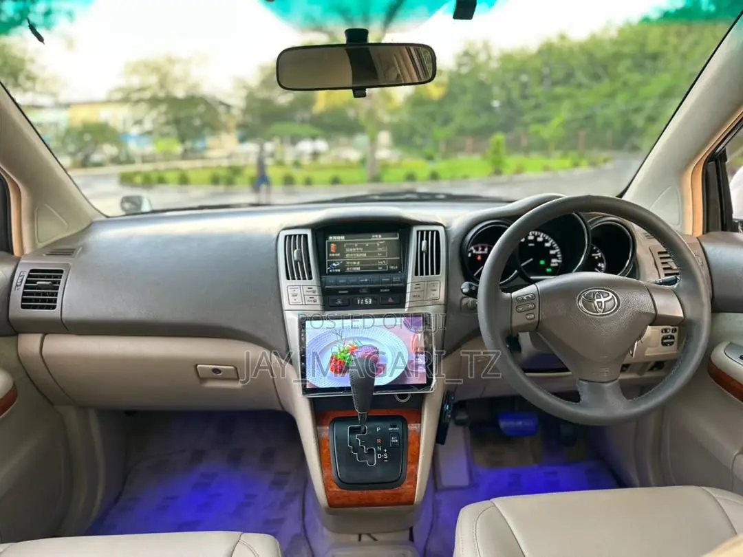 Toyota Harrier 2006 White