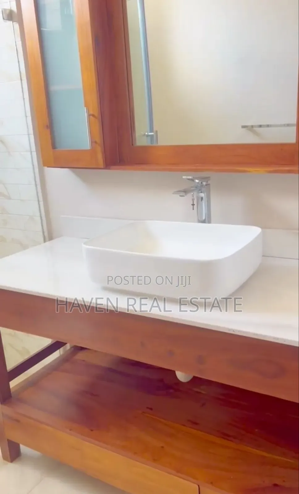 Furnished 2bdrm Apartment in Oyster Bay for rent
