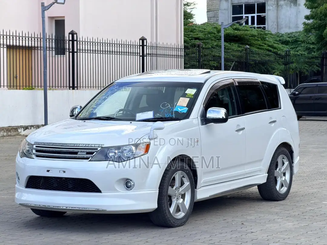 Mitsubishi Outlander Sport ES 2011 White
